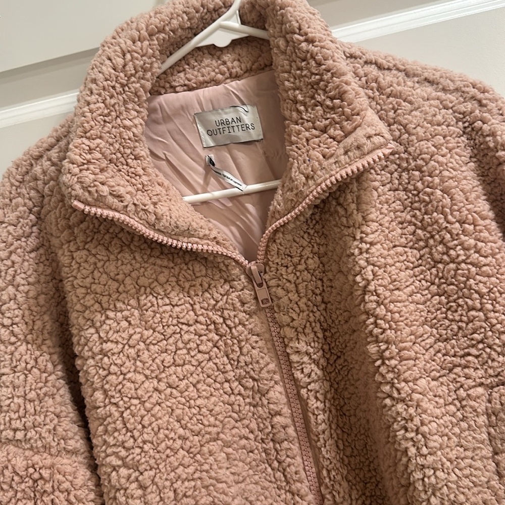 ✨Urban Outfitters Teddy 🧸 Sherpa✨ - Picture 2 of 6